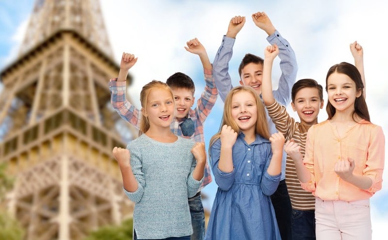 Classe découverte à Paris : Enfants à la découverte de Paris et la Tour Eiffel